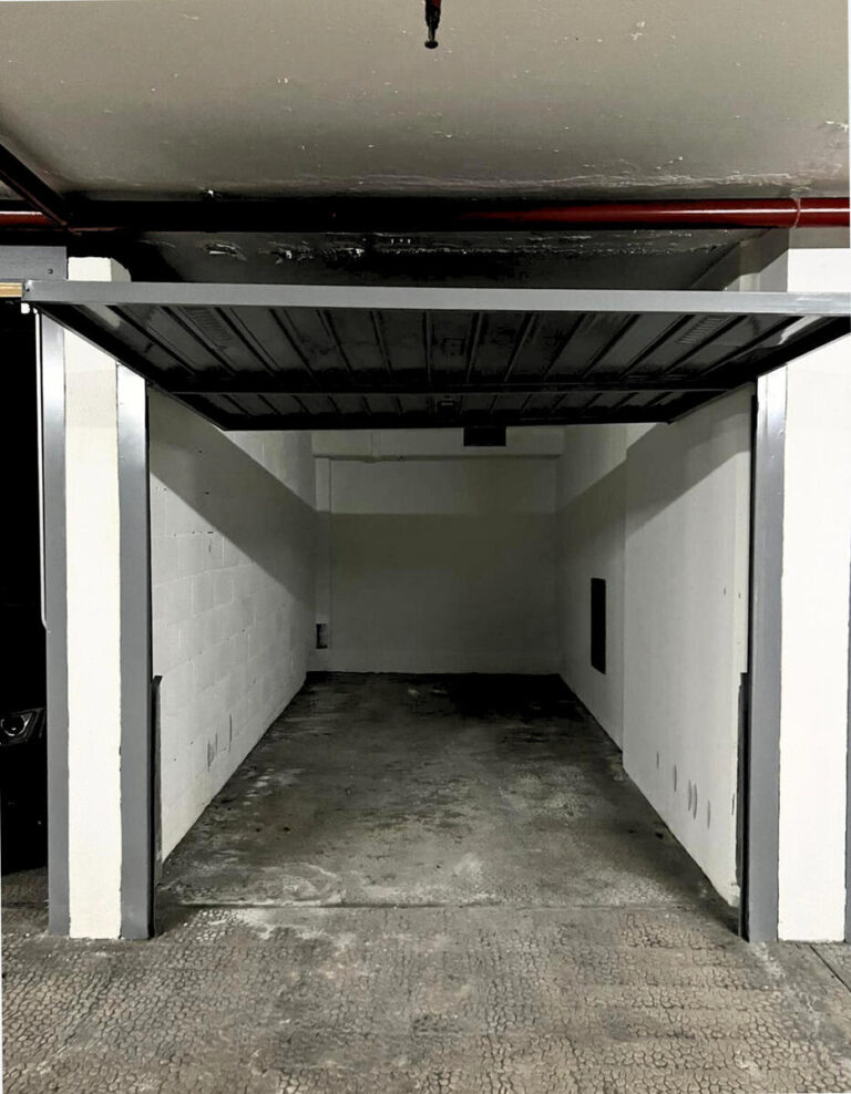 FOR RENT – BOX PARKING – CARRÉ D’OR
Price: €420 / ..