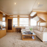 40OASIS_OK_Upper-Lounge-2-scaled-1