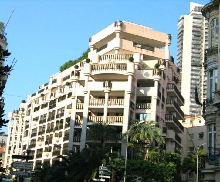 FOR RENT – OFFICE WITH TERRACE – MONTE CARLO PALAC..