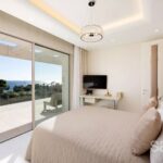 Luxurious property with panoramic sea view – Gallery 9