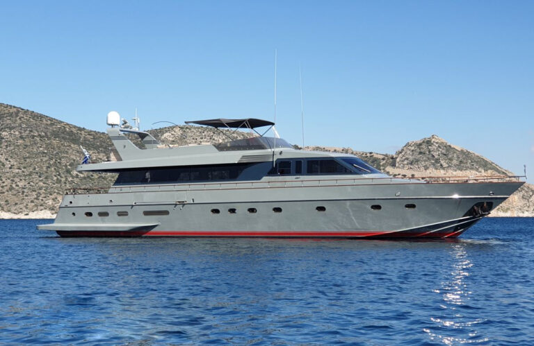 YACHT CHARTER – M/Y KISS
Built by Canados and refi..