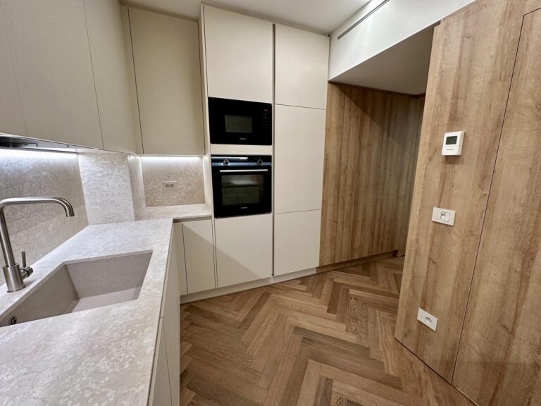 FOR SALE – LA CONDAMINE – MODERN 2-BEDROOM APARTME..