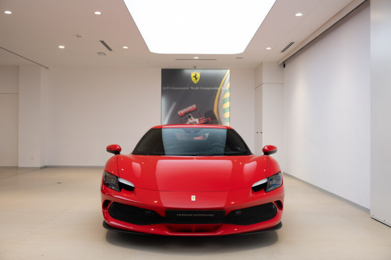 FERRARI 296 GTB – 2025
Price: €325,000
Mileage: 1,..