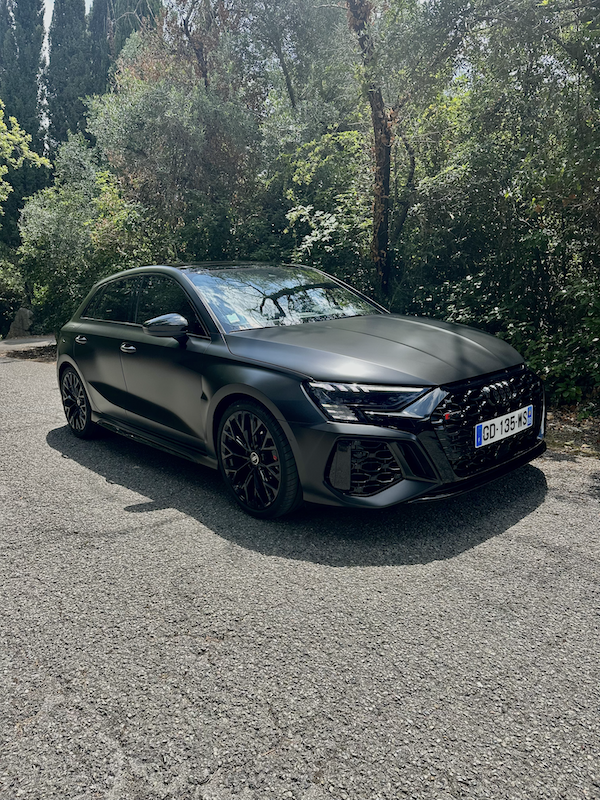 AUDI RS3 FULL BLACK MAT 2023 RENTAL – FRENCH RIVIE..