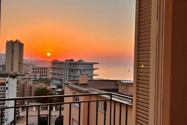 FOR SALE – LA RADIEUSE – 2-ROOM APARTMENT WITH SEA..