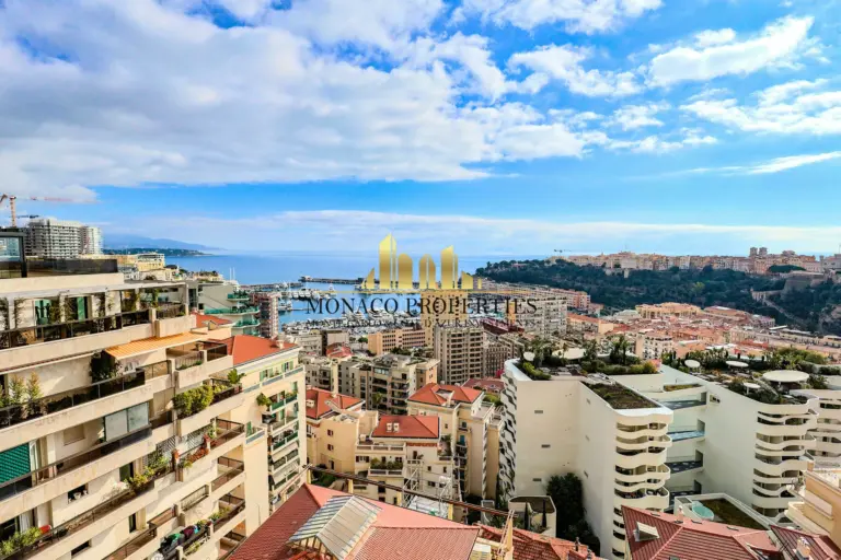 FOR SALE – 4-ROOM APARTMENT – BEVERLY PALACE – MON..