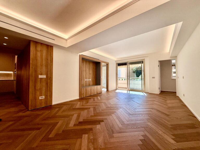 FOR SALE – FULLY RENOVATED 2-BEDROOM APARTMENT – S..