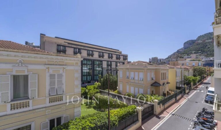 FOR SALE – VILLA L’OASIS – ELEGANT 2-ROOM APARTMEN..
