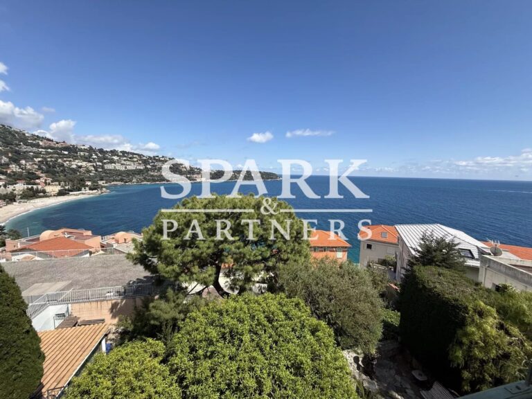 Roquebrune cap Martin – Magnificent period house – Panoramic sea view