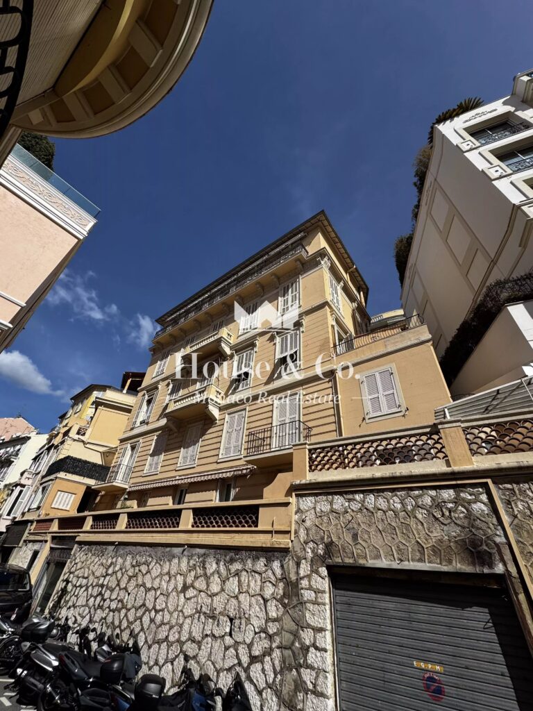 FOR SALE – CHARMING 2-ROOM APARTMENT – IDEAL INVES..