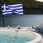 736-yacht-motor-yacht-endless-summer-jacuzzi-jpg-1600×1080-1