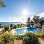 Roquebrune Cap Martin – Superb apartment on private estate – Featured