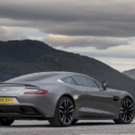 Aston-Martin-Vanquish-arriereuX
