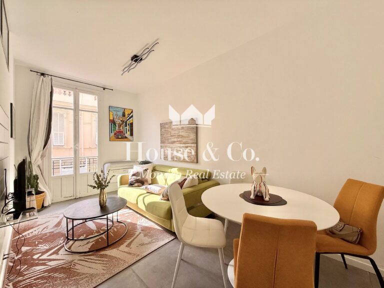 FOR SALE – MONACO-VILLE – CHARMING STUDIO CONVERTE..