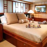 endless_summer_guest_stateroom