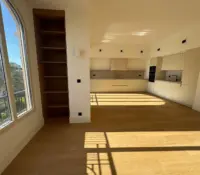 FOR SALE – 4-ROOM APARTMENT – FULLY RENOVATED – MO..