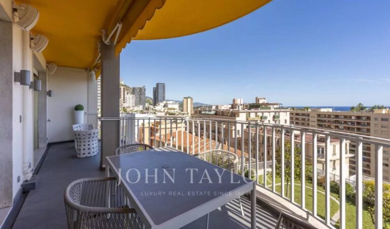 FOR SALE – LES ABEILLES – ELEGANT 3-ROOM APARTMENT..