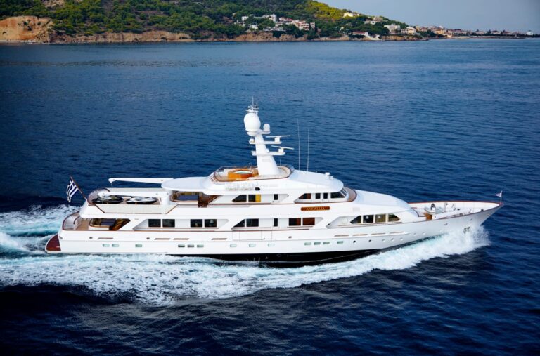Yacht Charter – M/Y ANCALLIA