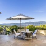 Charming villa moments from the village – Gallery 2