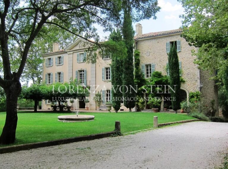 FOR SALE – DREAM ESTATE AT THE GATEWAY TO PROVENCE