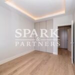 Monaco – Port – Fully renovated 2-room apartment – Gallery 9