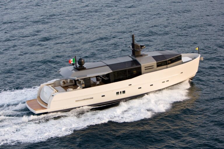 Yacht Charter – M/Y PANGEA (Arcadia 85’)
Charter R..