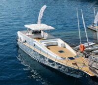Yacht Charter – M/Y ROYAL FLASH
Charter Rate: €2,0..