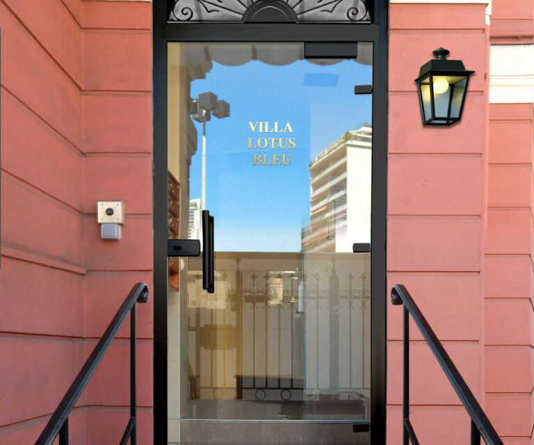 FOR SALE – LOTUS BLEU – ELEGANT 4-BEDROOM BOURGEOI..