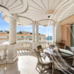 Sumptuous Sea-View Apartment with Refined Finishes – Gallery 2