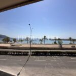 Large studio finely refurbished with beautiful sea view, on the first floor of a beachfront building, sole agency – Gallery 2