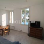 For sale one bedroom apartment with magnificent sea view, in a very rare waterfront building, sole agency – Gallery 1