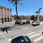 Spacious one bedroom apartment with terrace, on the first floor of a lovely building in the centre of Menton – Gallery 1