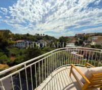 Two bedroom apartment on the top floor, completely refurbished with beautiful open view up to the sea