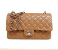 CHANEL TIMELESS / CLASSIC BEIGE LEATHER HANDBAG

€..