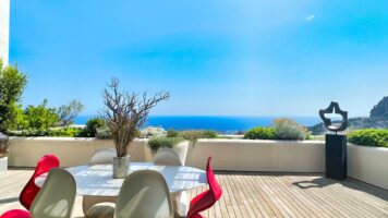 FOR SALE – L’EXOTIQUE – LUXURIOUS 2-BEDROOM APARTM..