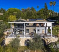 Architect-designed house