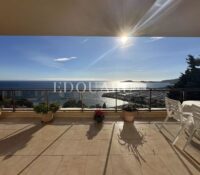 Superb three bedroom apartment on the top floor with great terrace, amazing panoramic view and two garages