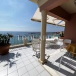 Penthouse with spectacular terrace and an amazing sea view, on the top floor a beautiful old style building – Gallery 1