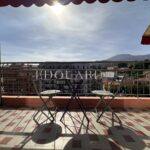 Located in the centre of Menton, large studio in good condition with terrace and pleasant open view, sole agency – Gallery 2