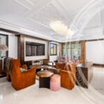 Sumptuous Sea-View Apartment with Refined Finishes – Gallery 3