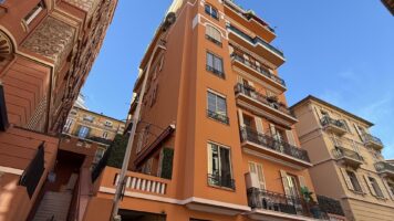 FOR SALE – JARDIN EXOTIQUE – 2/3-ROOM APARTMENT WI..