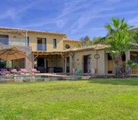 For sale  - New architect-designed villa on the outskirts of Saint-Tropez village