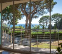 Saint-Jean-Cap-Ferrat, a stone's throw from the Four Seasons - Sale Contemporary villa with sea view