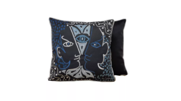 ORPHÉE – COUPLE CUSHION

Price: €200
Brand: Roche ..