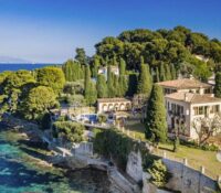 Villa Cuccia Noya: Your Exclusive Seafront Retreat in Saint-Jean-Cap-Ferrat