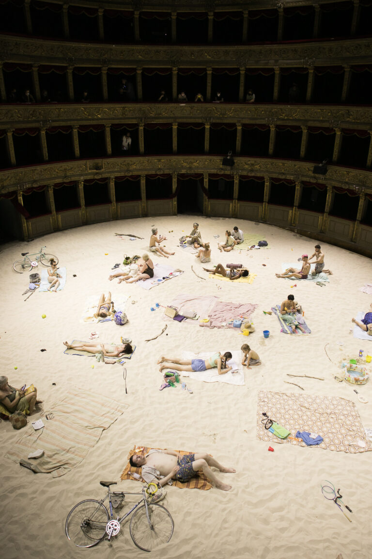 Conference – Lina Lapelytė: Years of Assembly