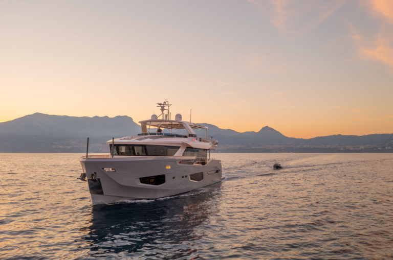 Yacht Charter – M/Y KAMOKA
Numarine | 26 m (85 ft)..