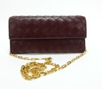 Bottega Veneta Wallet on Chain in Bordeaux Leather..
