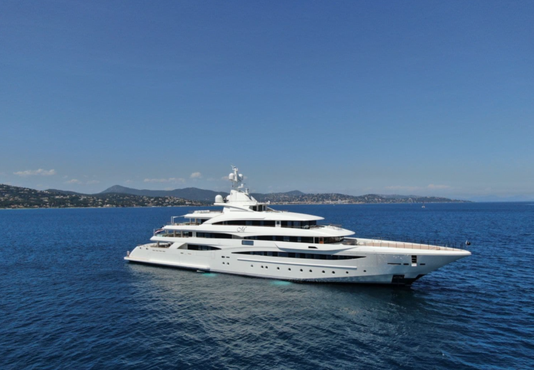 Yacht Charter – M/Y MIMTEE
CRN Yachts | 79 m (259 ..