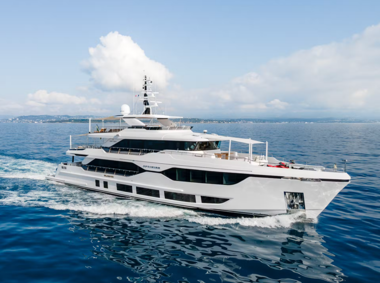 Yacht Charter – M/Y OPTIMISM
Gulf Craft | 37 m (12..